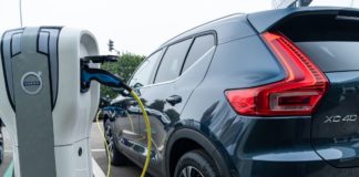 Nuova Volvo XC40 Recharge T5 Plug-in Hybrid MY21