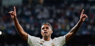 Il Real Madrid vince il “Clasico” e torna in testa alla Liga