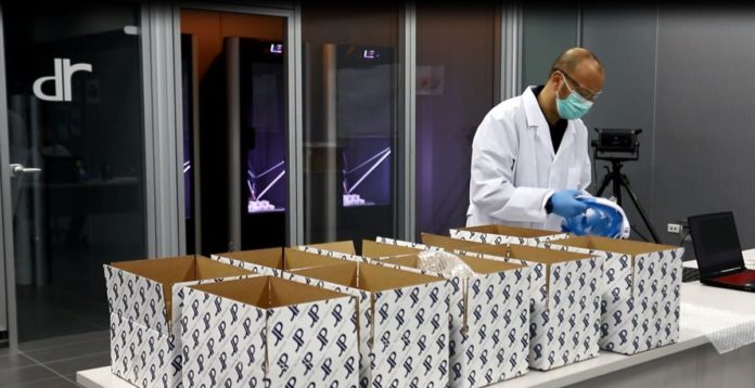 assemblaggio ed imballagio maschera