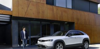 Mazda presenta la gamma della MX-30, 100% elettrica