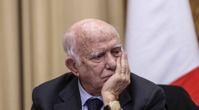 Cirino Pomicino “Contributo dai piu’ ricchi o il debito ci strozzera’”