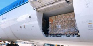 Arrivato a Milano volo Snam dalla Cina con materiale sanitario