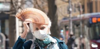 Coronavirus, da oggi la Spagna riapre alcune attivita’ economiche