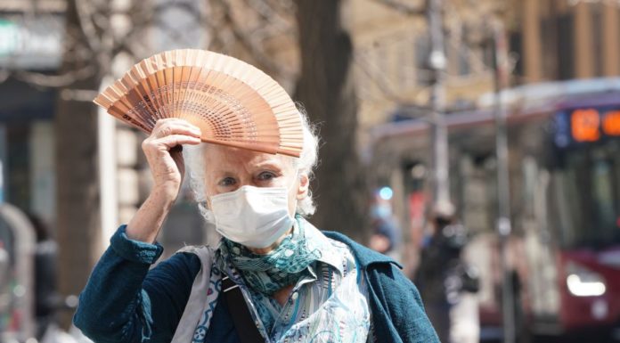 Coronavirus, da oggi la Spagna riapre alcune attivita’ economiche