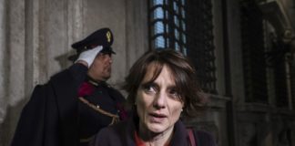 Coronavirus, Bonetti: “Centri estivi per i bambini piu’ piccoli”