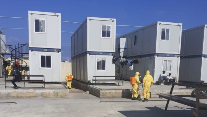 migrants open centre (1)