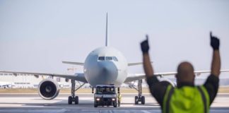 Effetto coronavirus sul trasporto aereo, a marzo passeggeri -85%