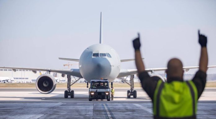 Effetto coronavirus sul trasporto aereo, a marzo passeggeri -85%