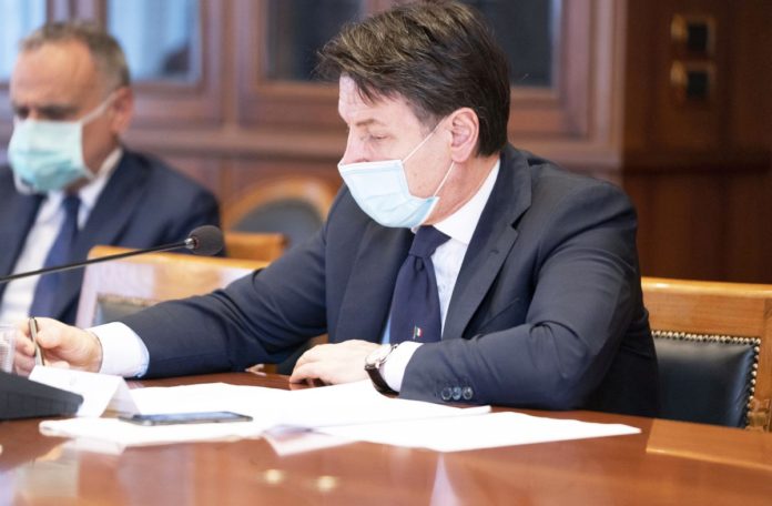 Il Presidente del Consiglio, Giuseppe Conte