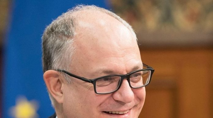 Coronavirus, Gualtieri “aiuti a imprese e ristoratori”