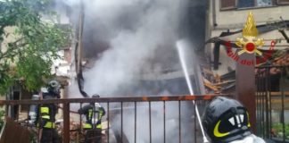 Esplosione in una villetta nel comasco, morto 21enne