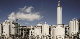 Da Sanofi Brindisi 100 tonnellate di disinfettante a P.Civile e Cri