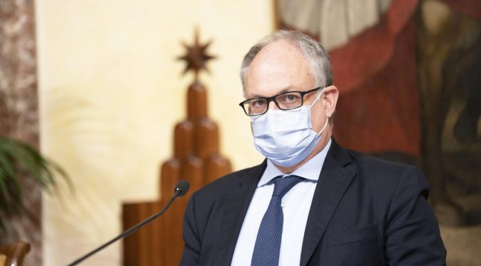 Gualtieri “Capiamo la rabbia, non lasceremo indietro nessuno”