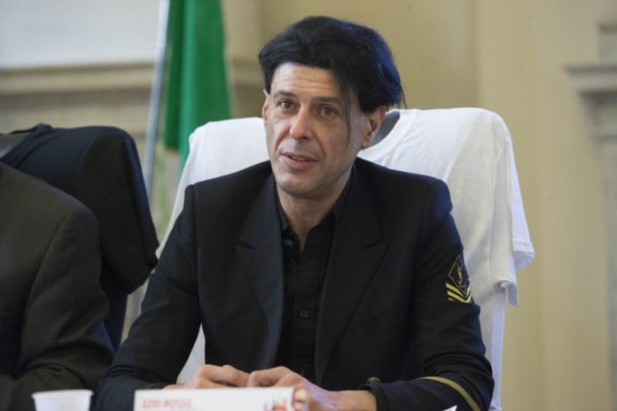 EZIO BOSSO, MUSICISTA