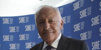 Diecimila firme per la petizione Siae, Mogol “Diventi tsunami”