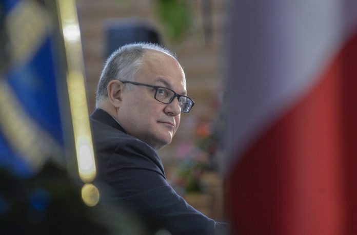 ROBERTO GUALTIERI POLITICO MINISTRO ECONOMIA