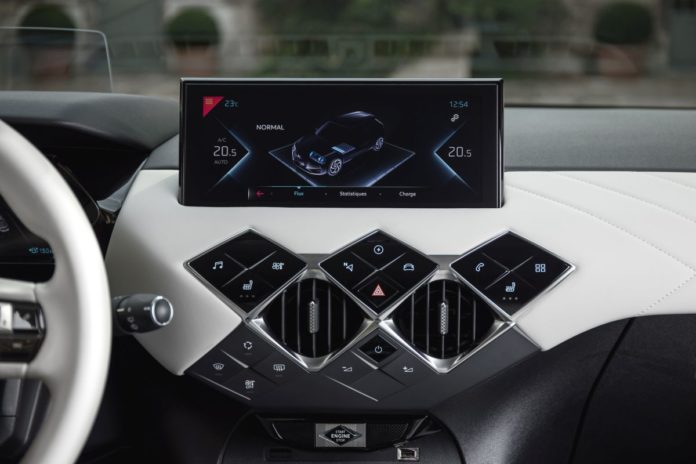 DS 3 CROSSBACK E-TENSE_2