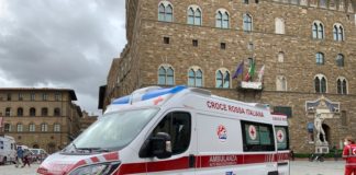 RFK dona un’ambulanza ad alto bio-contenimento alla Croce Rossa di Firenze
