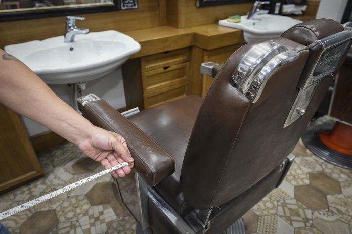 FASE DUE I BARBIERI SI PREPARANO ALLA RIAPERTURA