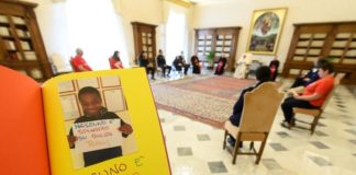 Il Papa incontra gli sportivi di “We run togehter”