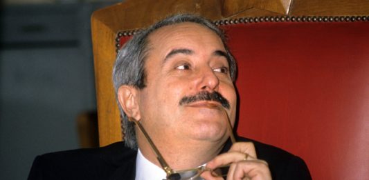 Tre oggetti appartenenti alla vita di Giovanni Falcone rivivranno in Commissione Antimafia