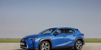 UX 300e, prima Lexus elettrica offre 10 anni garanzia batterie