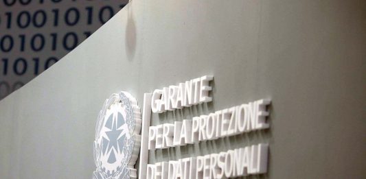 Perquisizioni della Guardia di Finanza nella sede del Garante della Privacy