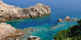 Ispra, il mare della Sardegna per il 99,7% è eccellente