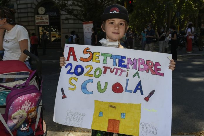 MANIFESTAZIONE PRIORITA' ALLA SCUOLA