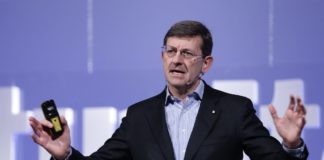 Coronavirus, la task force Colao consegna il rapporto finale a Conte