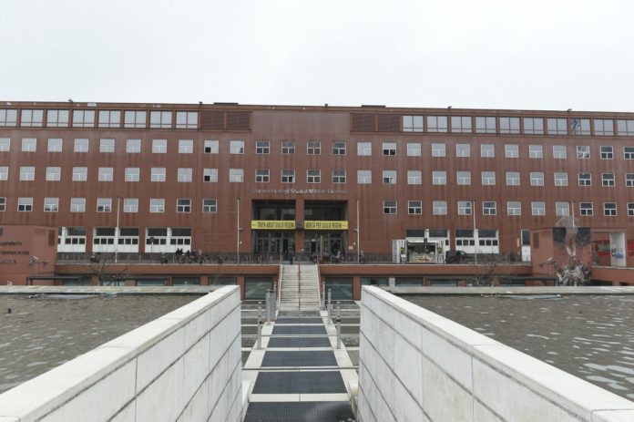 UNIVERSITA' DEGLI STUDI MILANO BICOCCA STRISCIONE VERITA' PER GIULIO REGENI