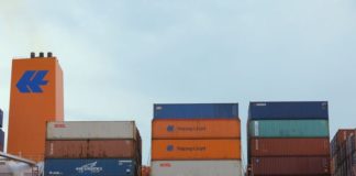 Commercio estero, nel primo trimestre export in netto calo