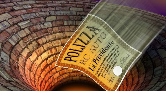 Smantellata rete di falsi Broker Rc auto online, 44 denunciati