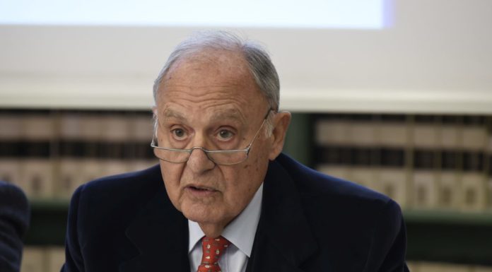 Consob, Savona “Italia solida, non è problema ma risorsa”