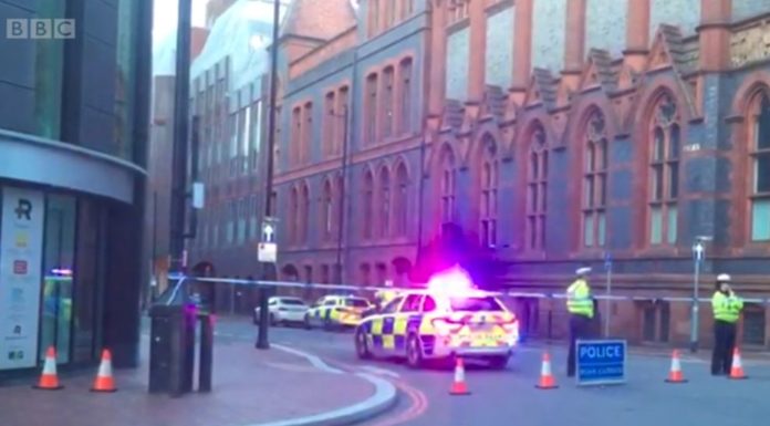 Assalto Reading, Polizia britannica indaga per terrorismo