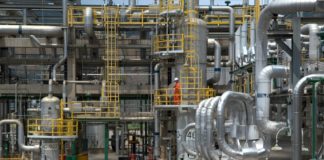 Cina, produzione industriale aumenta ancora a maggio
