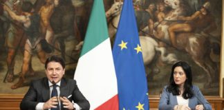 Scuola, Conte “1 miliardo per ripartire a settembre in sicurezza”