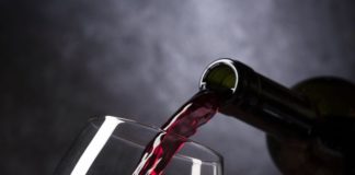Vino, import con contagocce da top buyer Germania e Regno Unito