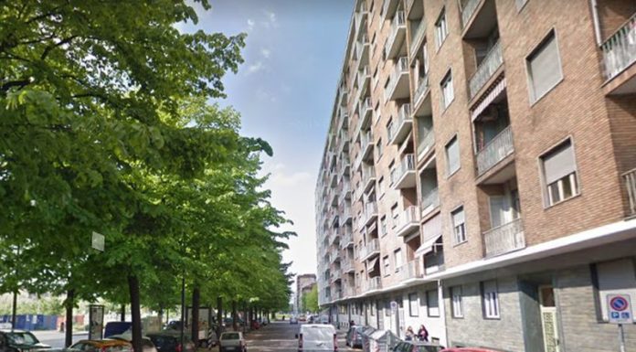 Torino, uccide la madre e si suicida gettandosi dal nono piano