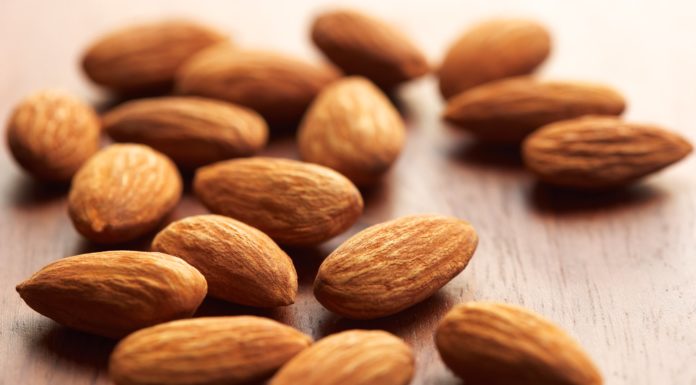 Mandorle, effetti positivi su problemi cardiovascolari, diabete e peso