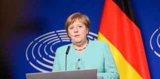 Ue, Merkel “Germania pronta a dimostrare straordinaria solidarietà”