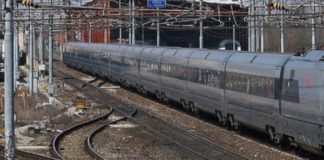 Treni e bus extraurbani, corse a pieno carico in Piemonte