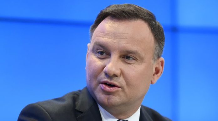 Polonia, Duda vince le elezioni e si conferma presidente