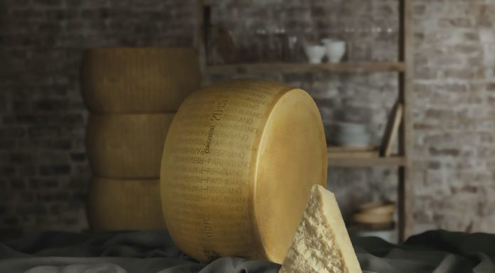 Il Parmigiano Reggiano anche negli Autogrill, al via nuova partnership