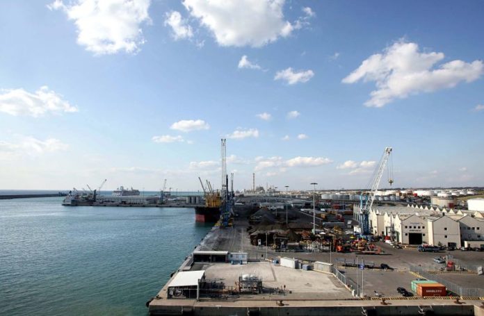 PORTO DI CIVITAVECCHIA