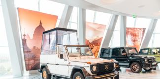 Mercedes, la Papamobile compie 40 anni