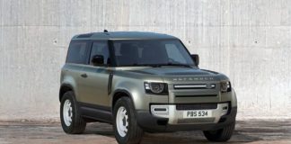 Land Rover, nuova Defender più tecnologica e comoda