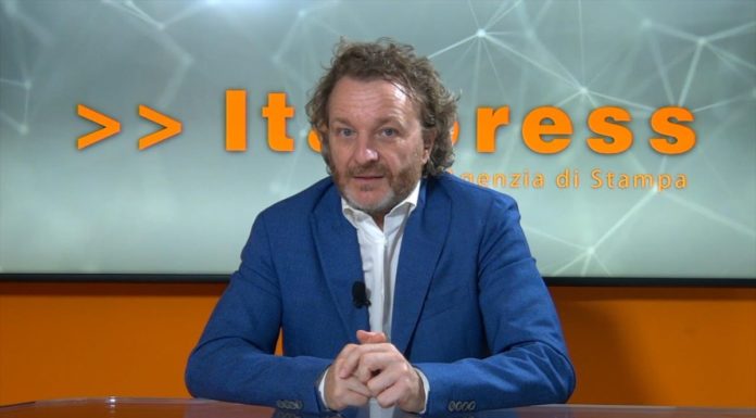 Renault, E-Tech ibrido dalla Formula 1 alla strada