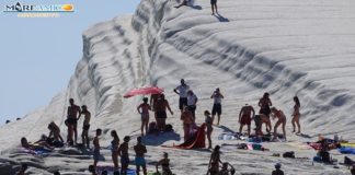 Allarme MareAmico “la ‘Scala dei Turchì presa d’assalto”