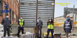 Napoli, sequestrate 42 tonnellate di rifiuti speciali diretti in Africa